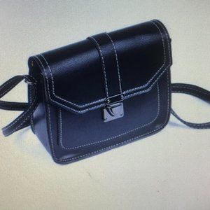 BLACK/ Kerri -Barri Collection /All Day Crossbody Purse